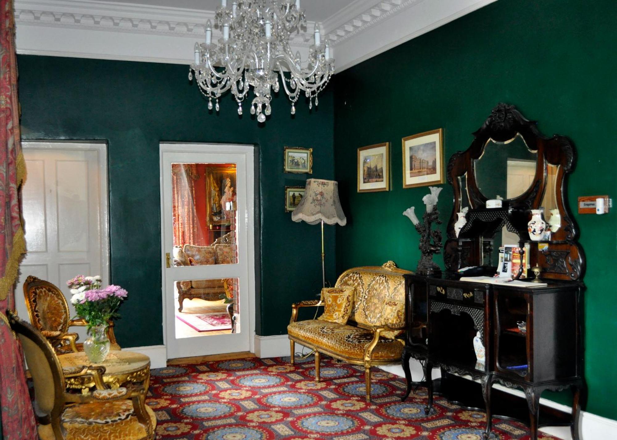 Highfield House Guesthouse Трим Экстерьер фото