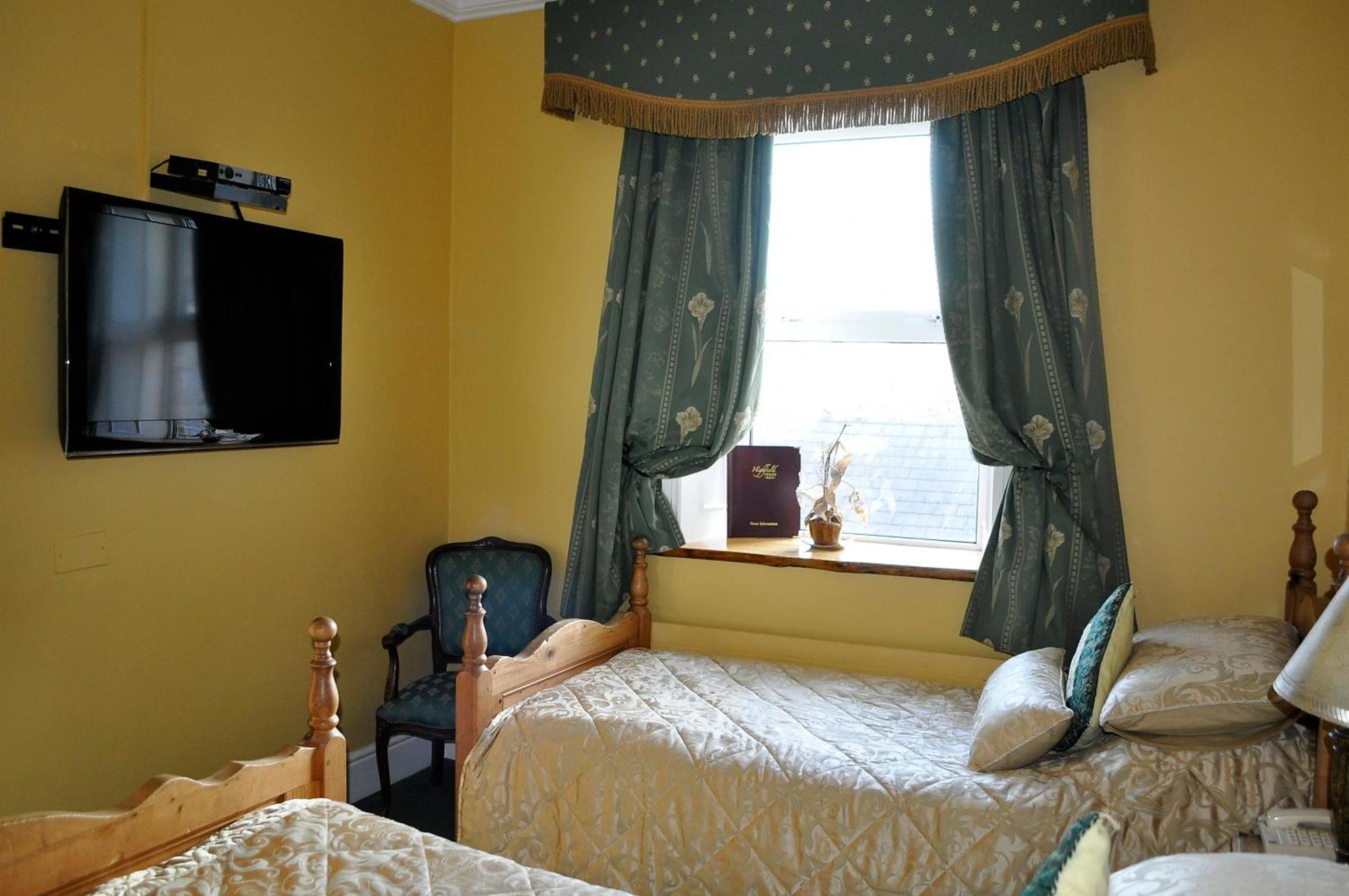 Highfield House Guesthouse Трим Экстерьер фото