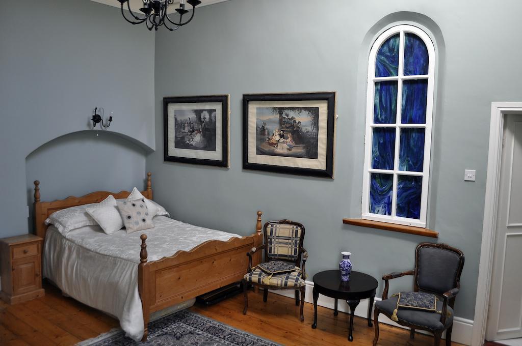 Highfield House Guesthouse Трим Номер фото