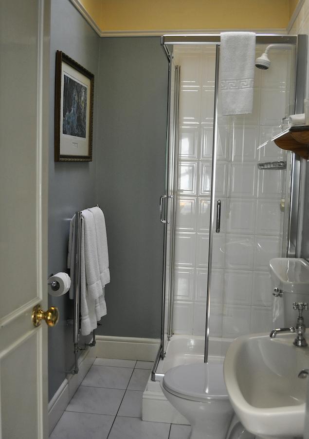 Highfield House Guesthouse Трим Номер фото