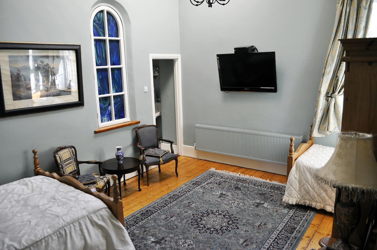 Highfield House Guesthouse Трим Номер фото